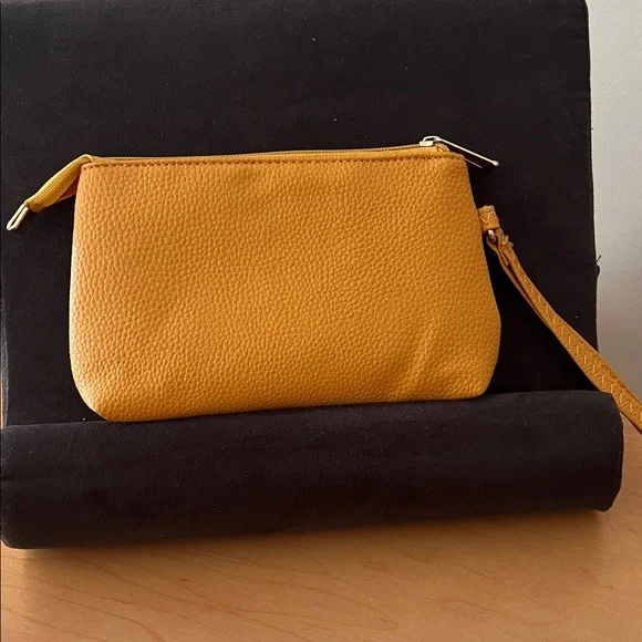 Pebbled Vegan Mustard Wristlet - Picture 2 of 3
